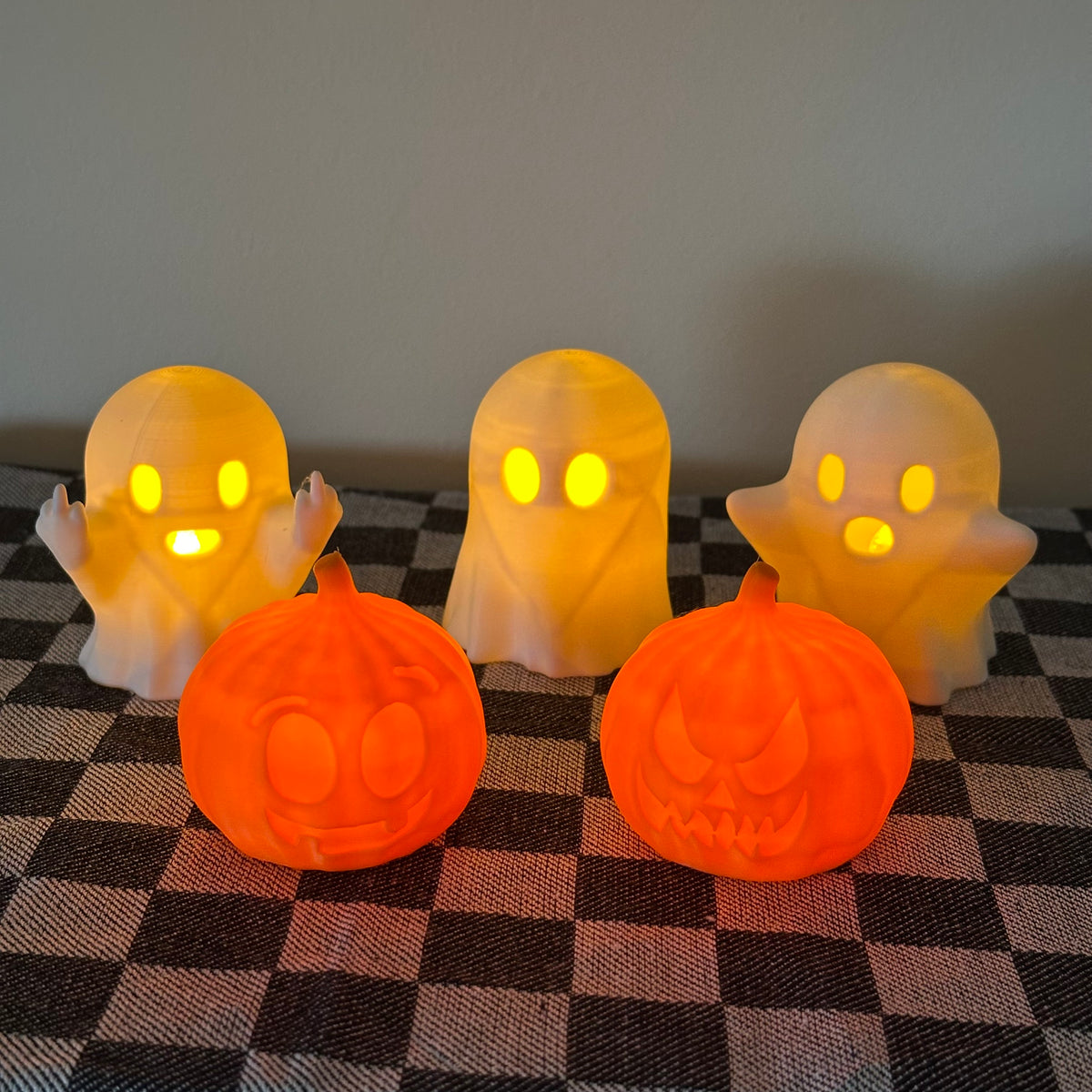 Fantasimini e zucche decorative luminose di Halloween (senza fiamma)