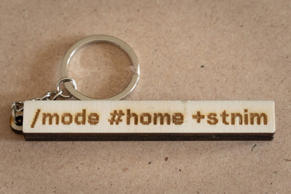 Portachiavi "/mode #home +stnim" lungo