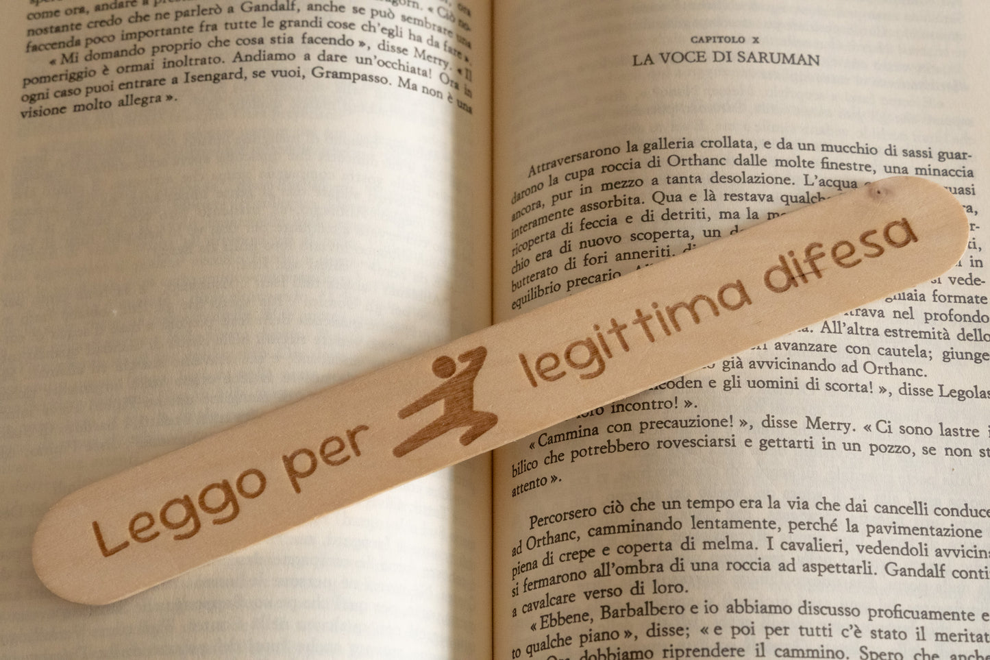 Segnalibro "Leggo per legittima difesa"