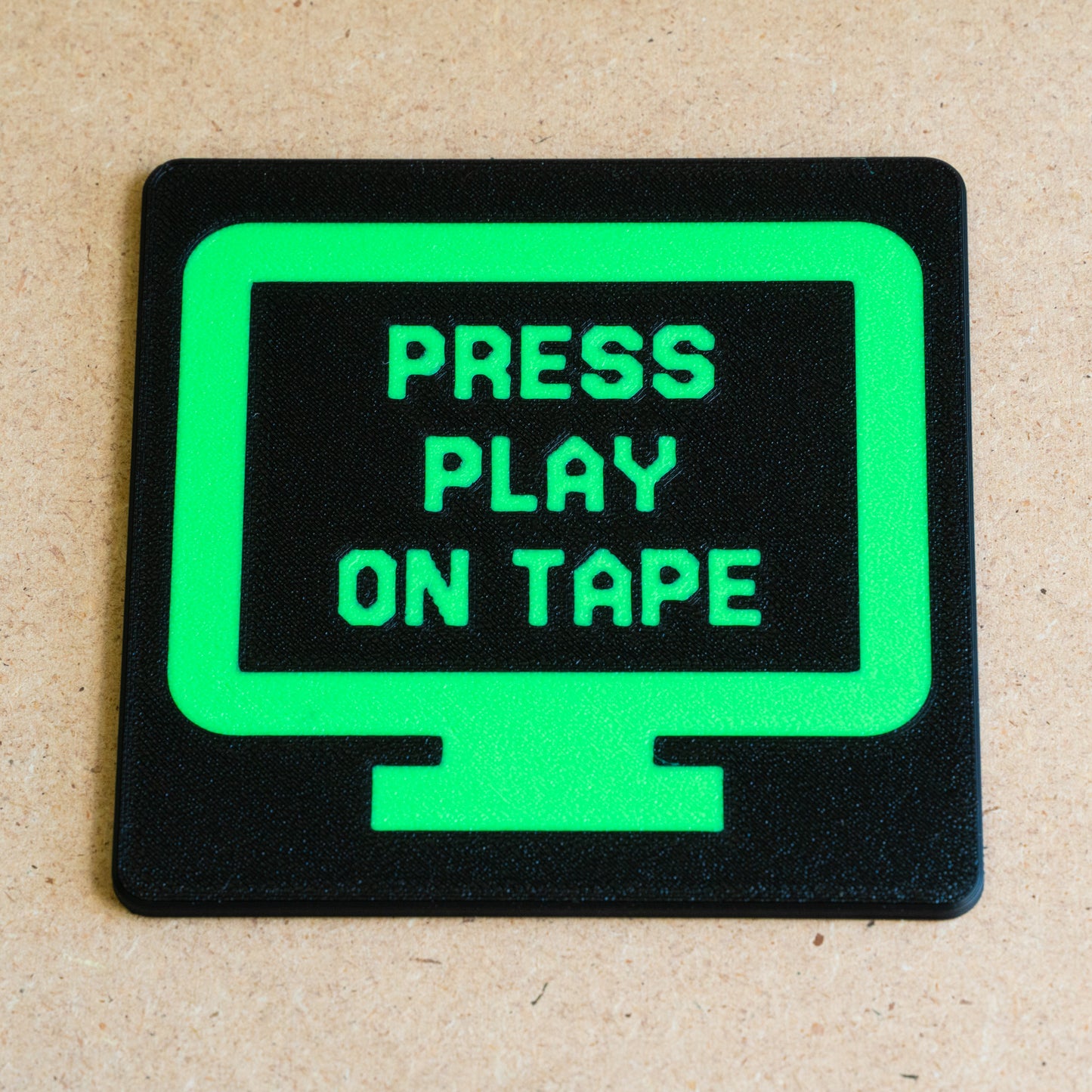 Sottobicchiere multicolore "Press Play on Tape"
